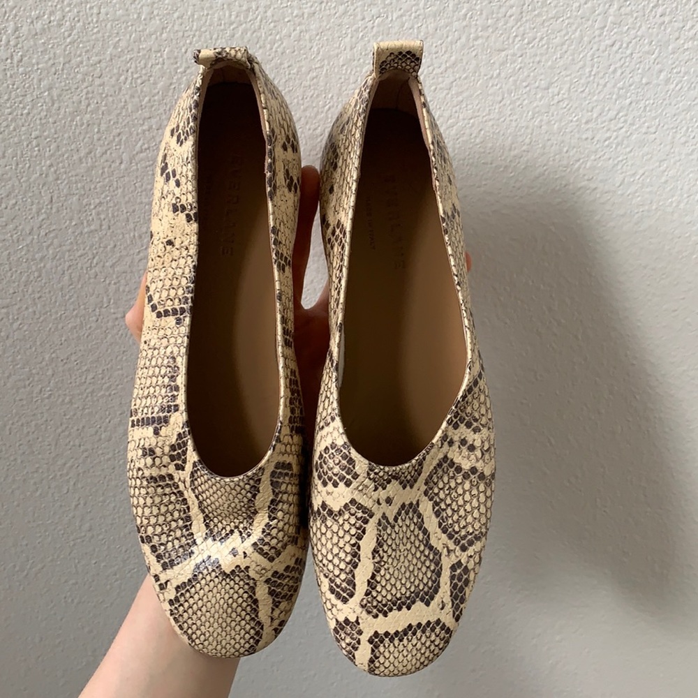 Everlane Snakeskin Flats size 7.5